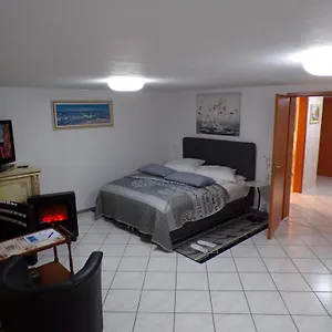  Apartment J.e. Deutschland